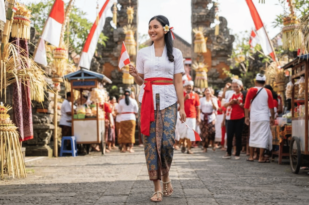 Pakaian adat Bali dengan kebaya katun tipis