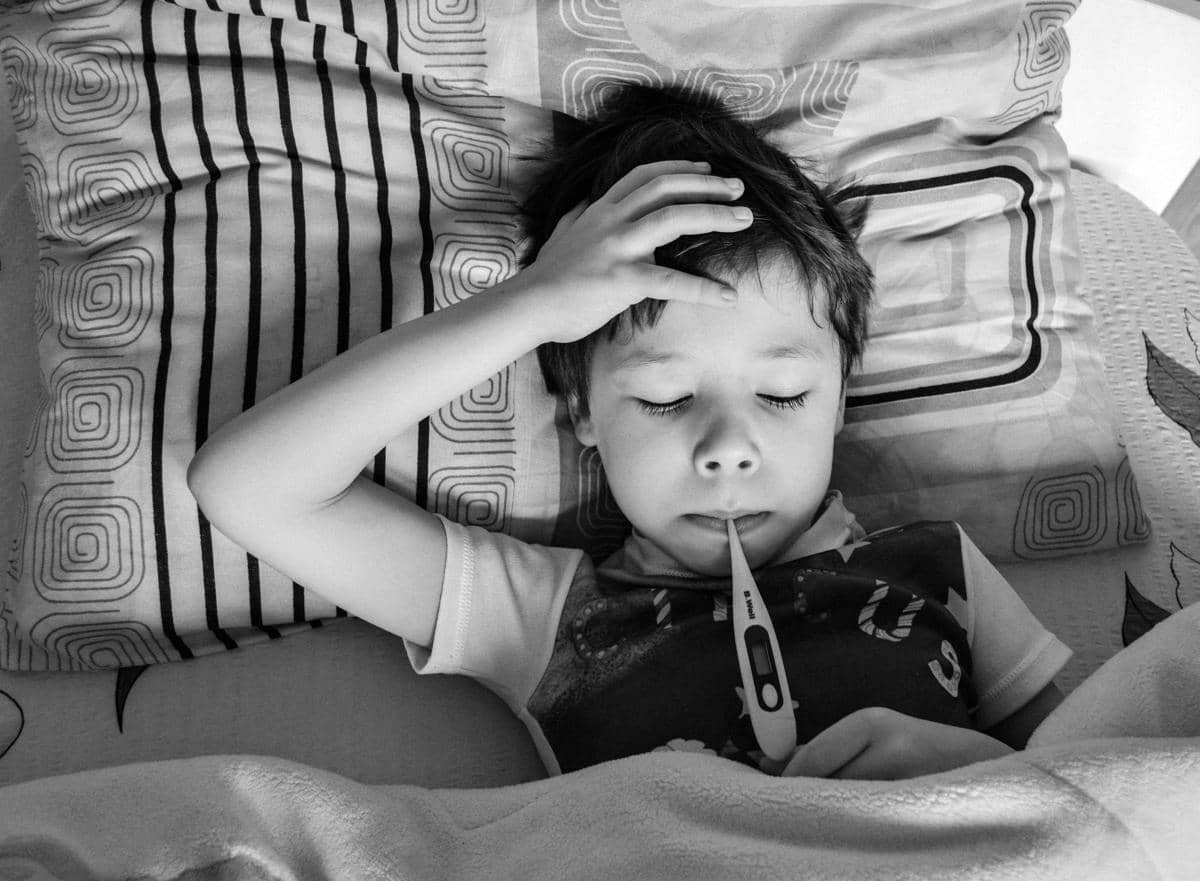 Gejala Heat Stroke pada Anak, Kulit Anak Tampak Kemerahan