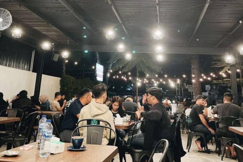Apakah Boleh Minum Kopi di Malam Hari?