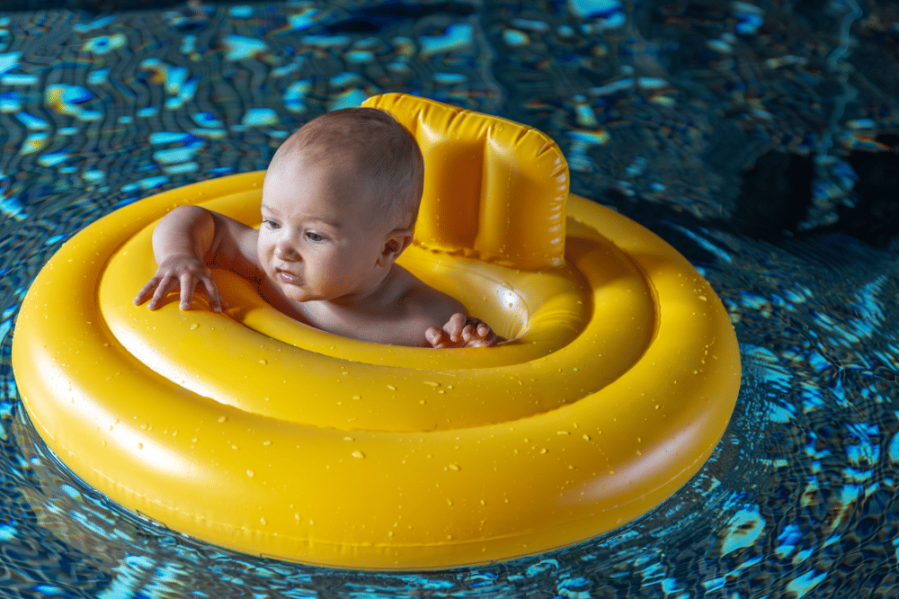 6 Tips Memilih Kolam Renang untuk Bayi yang Perlu Mama Perhatikan
