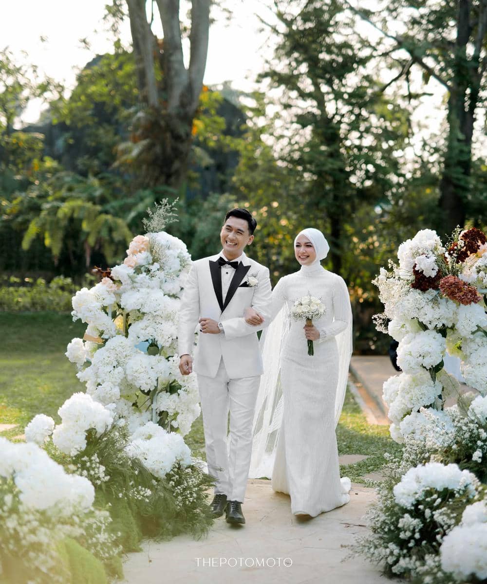 Fakta Pernikahan Dea Annisa dan Mazaki Ahmad