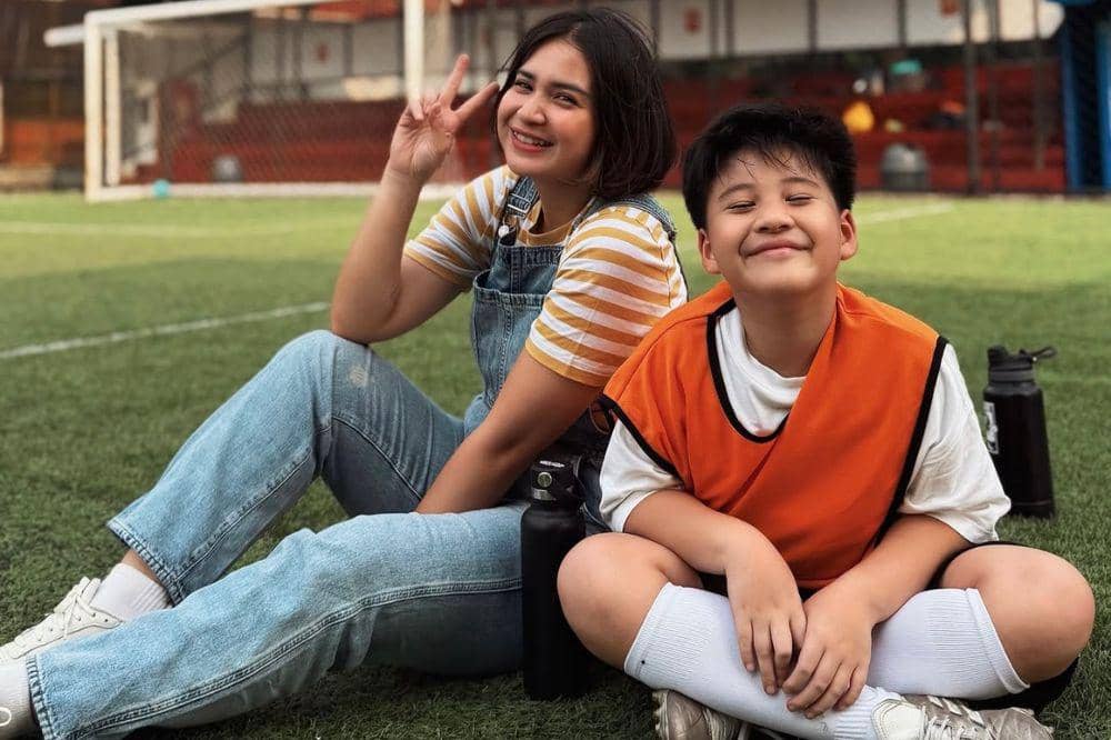 Putri Titian ubah gambar anak jadi hiasan dinding 3