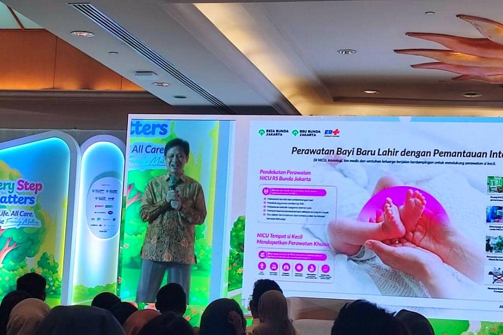 Bunda Parenting Convention 2026 bersama Dokter Anak Konsultan Neonatologi RSIA Bunda Jakarta, Dr. dr. R. Adhi Teguh  Perma Iskandar, Sp.A., 