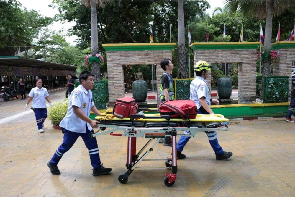 remaja di thailand tembak guru dan teman sekolah