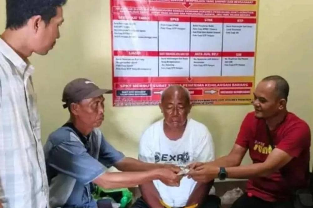 Viral balita di LamTim dilempar batu ODGJ pelaku berhasil diamankan 