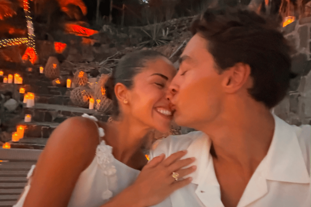 George Russell Resmi Melamar Carmen Montero Mundt, Romantis!