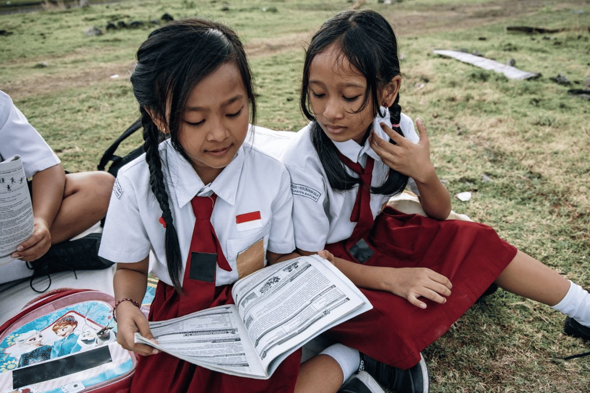 17 agustus menjadi momentum untuk mengajarkan nasionalisme ke anak