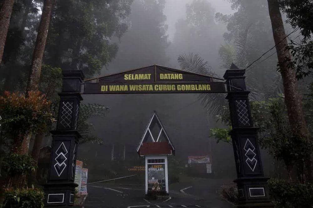 Curug Gomblang