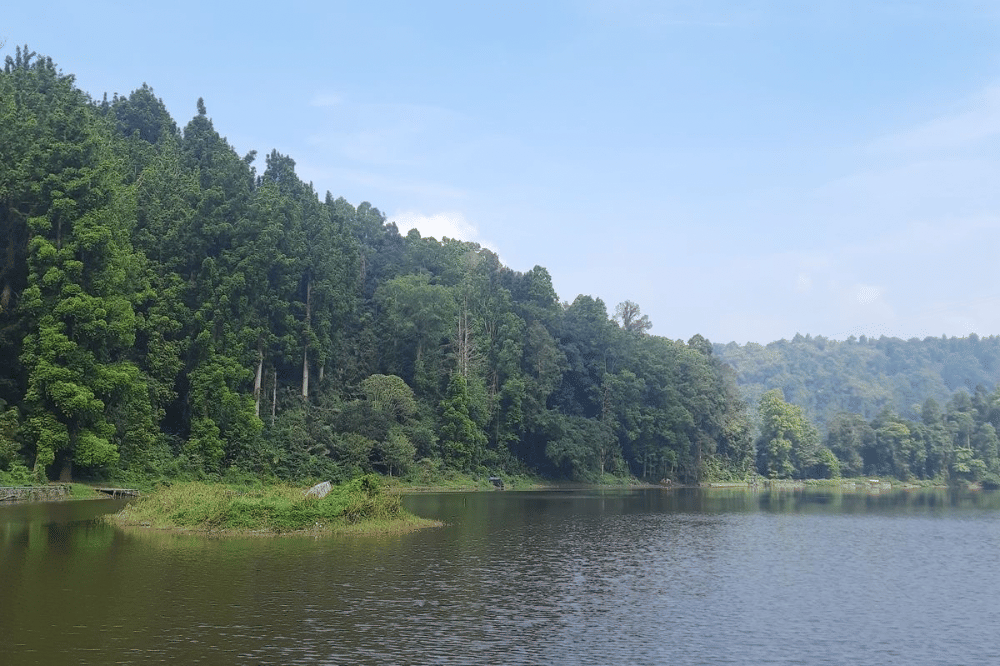 Danau Situ Gunung