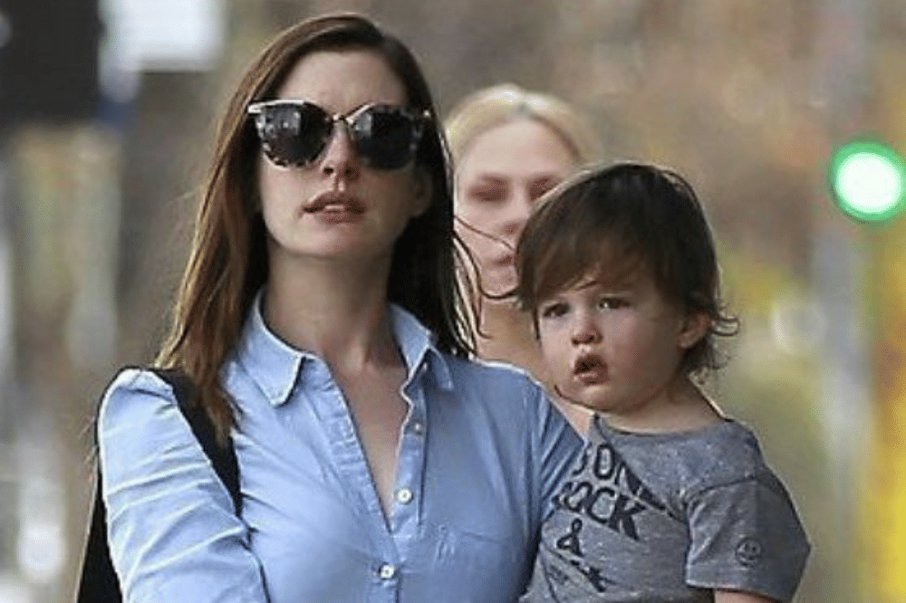 Anak Anne Hathaway