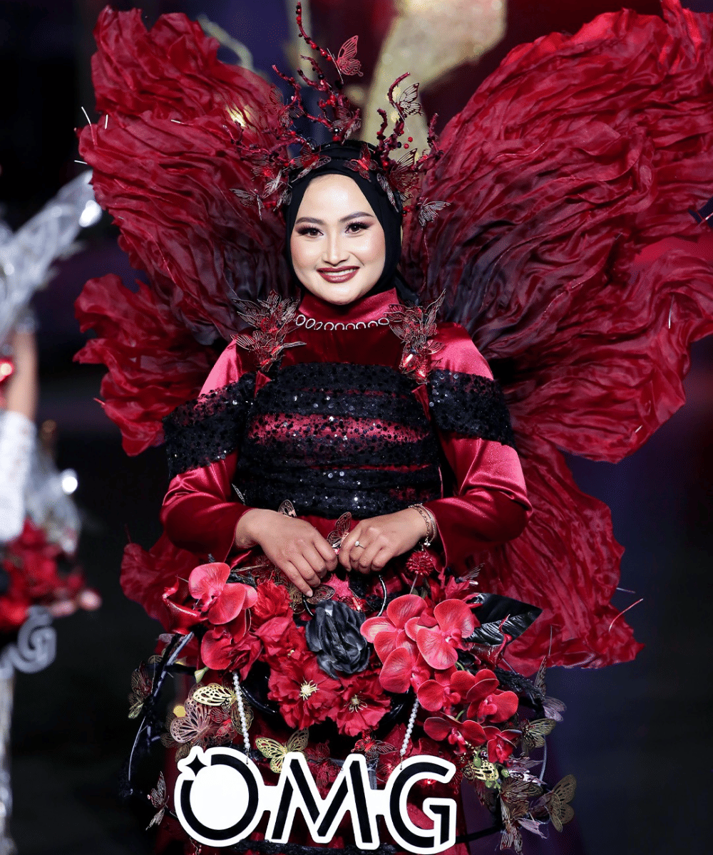 Mengangkat kisah nyata tiga sosok Girlboss Indonesia yang inspiratif