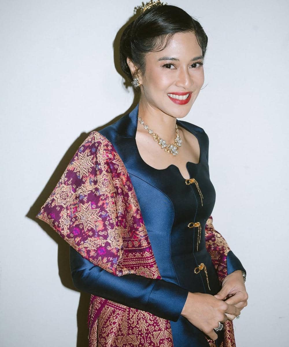 Inspirasi OOTD ala Dian Sastrowardoyo