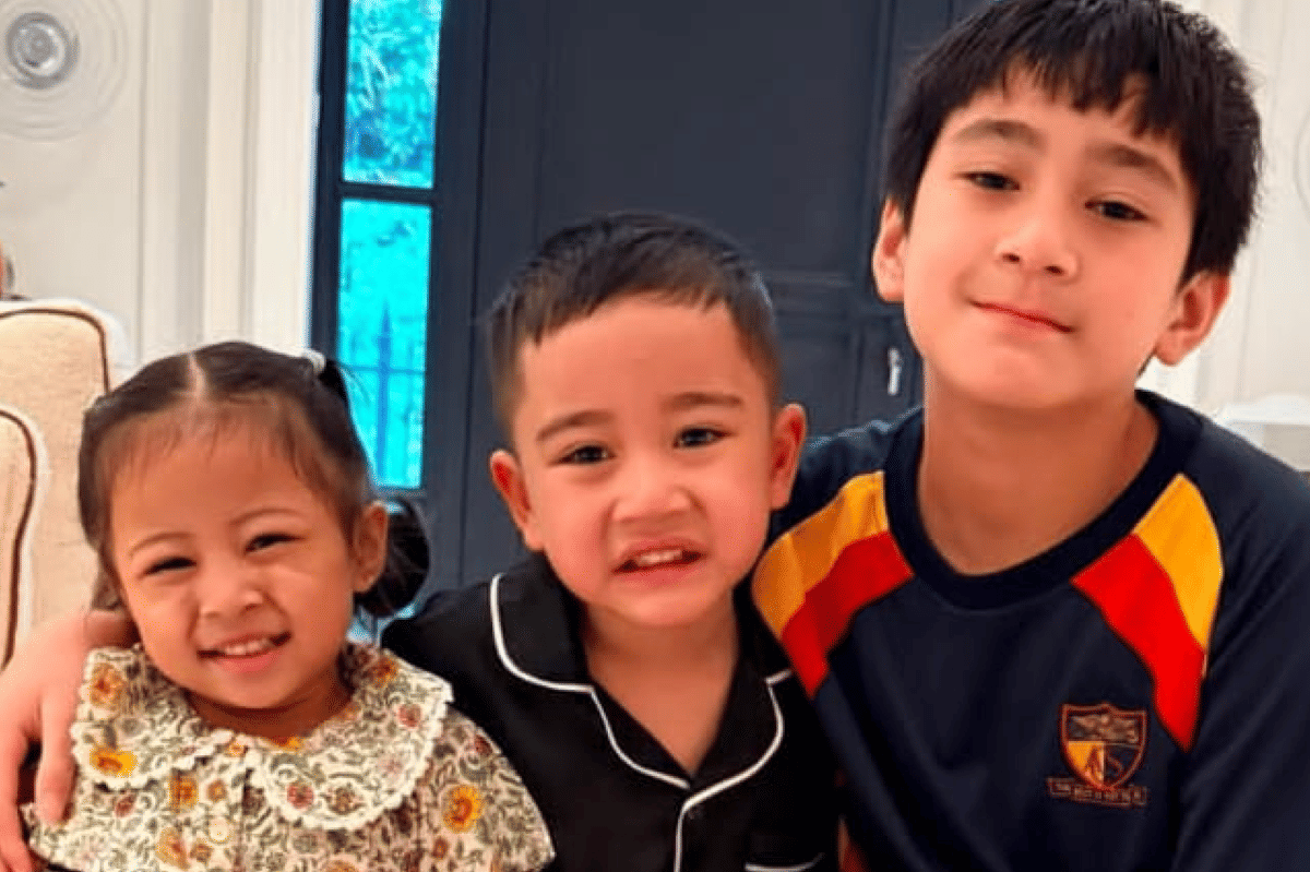 Kompak Banget! Rayyanza dan Lily Rayakan Ultah Rafathar ke-11