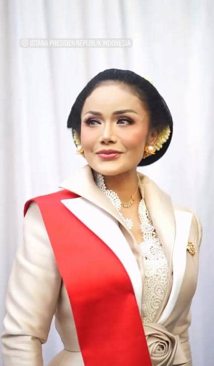 Kris Dayanti tampil di panggung Istana