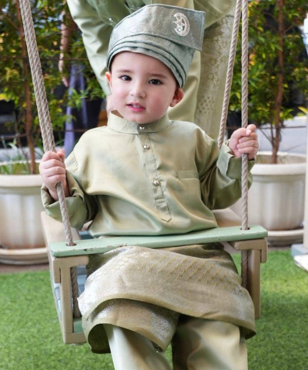 Outfit Adat Melayu Bem Smith Opra 2