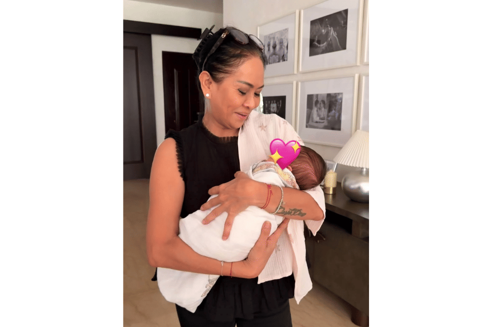 Foto kedekatan Soleil dan mama Alyssa Daguise