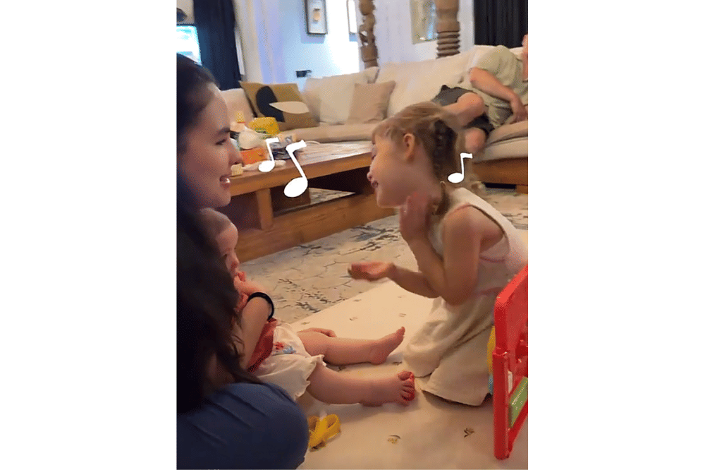 Foto keseruan Kaia dan Kamari playdate