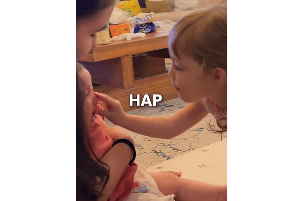 Foto keseruan Kaia dan Kamari playdate