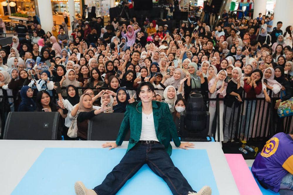 Perjalanan Karier Oliver Roberts, dari Lapangan Basket ke Layar Kaca