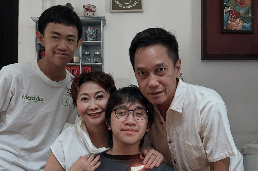 Raphael Benaya Sarmanella, anak Indy Barends dan Benyamin Sarmanella