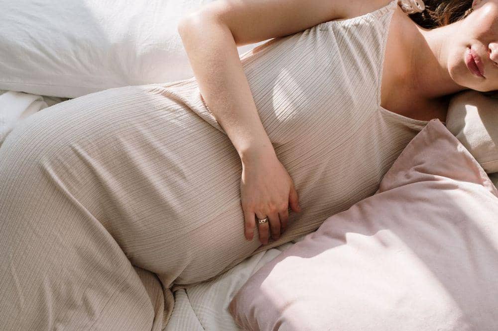 Kenapa Ibu Hamil Gampang Sesak Napas? Ini Kata Dokter