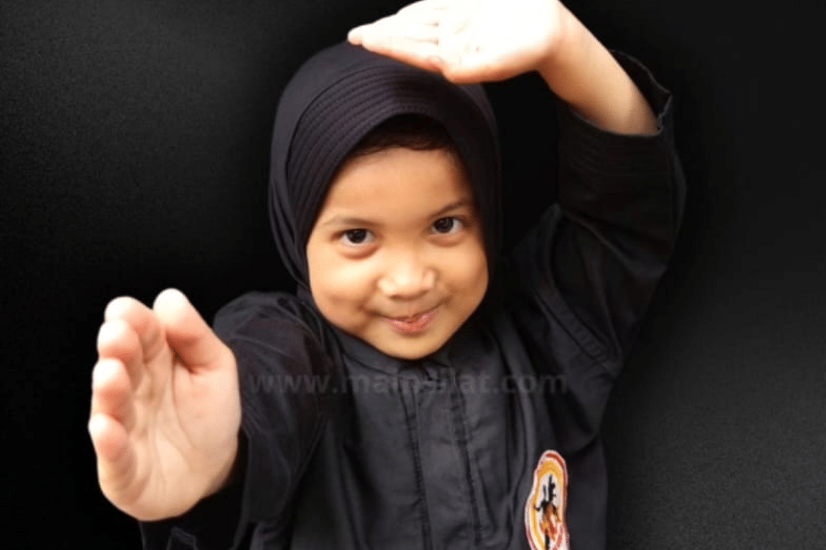 Kanzia Raisa sudah memulai latihan pencak silat dari umur 5 tahun