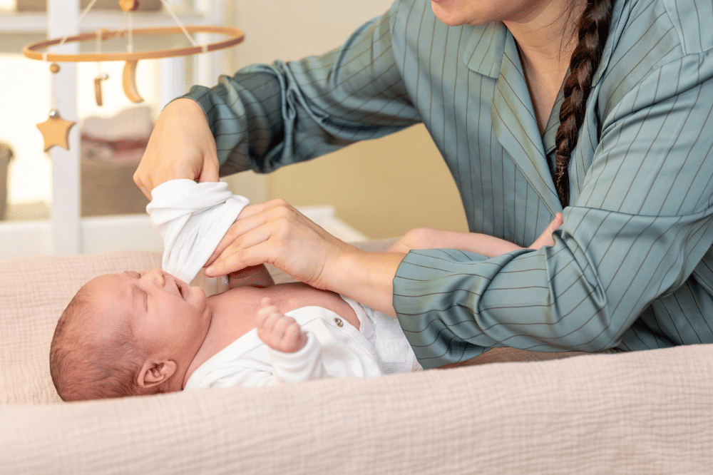 Hal tersulit yang dihadapi ibu baru saat merawat bayi