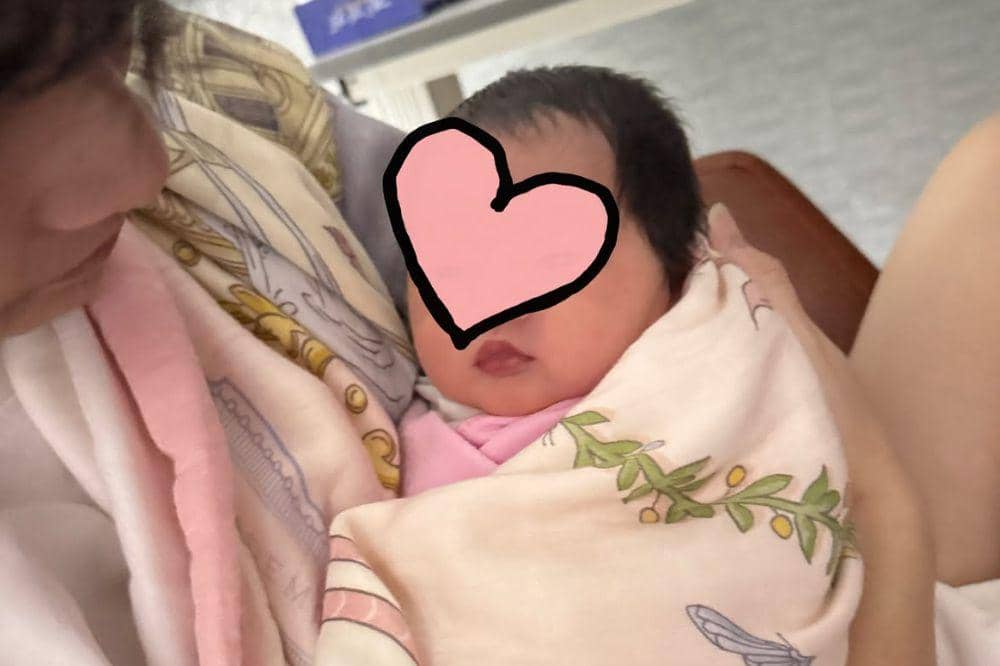 Potret Meyden Melahirakan Anak Pertama, Resmi Jadi Ibu