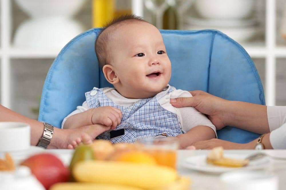 Kata pertama bayi yang bikin orangtua gemas