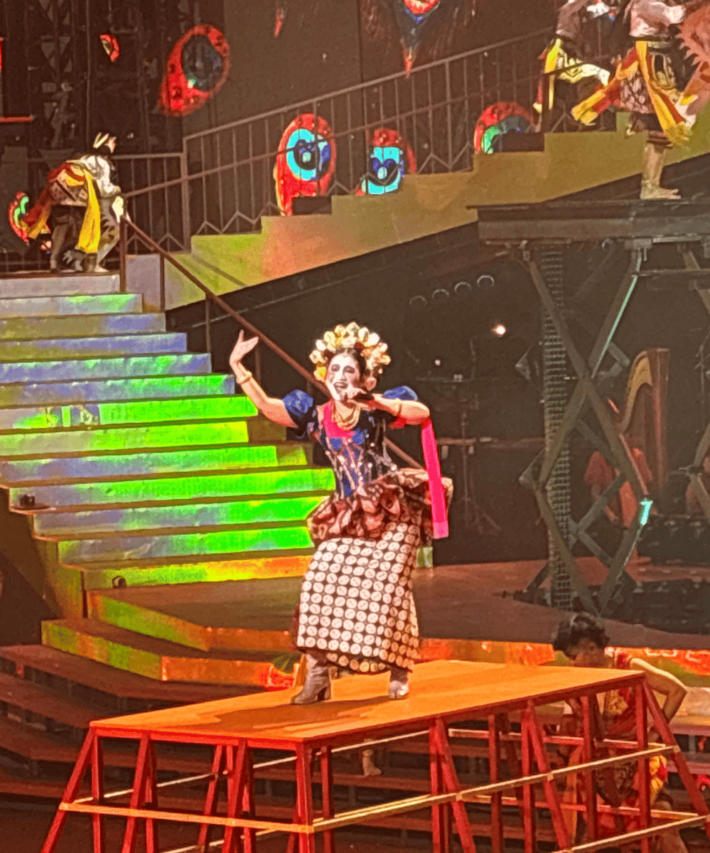 Outfit Megah dari Sabang dan Merauke (5)