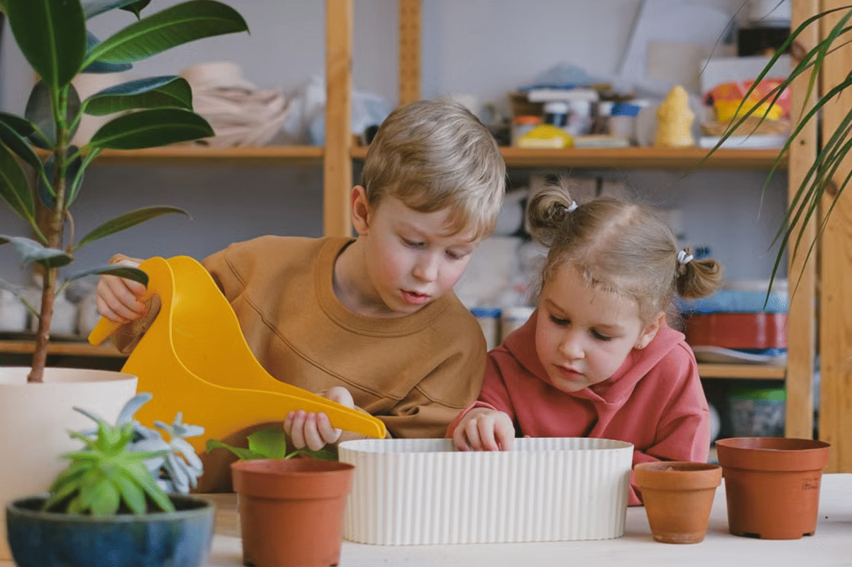 Berkebun membuat anak memiliki konsistensi dalam merawat tanamannya