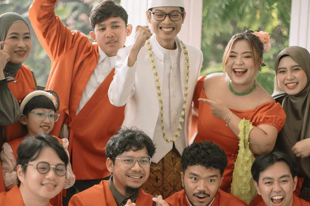 Aulion adalah sosok sahabat yang menginspirasinya