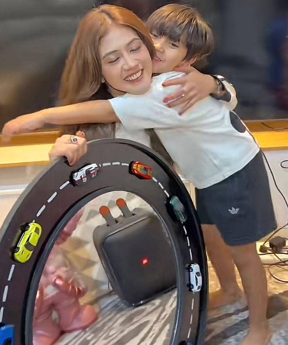 Kado Ruce Nuenda untuk anak 3