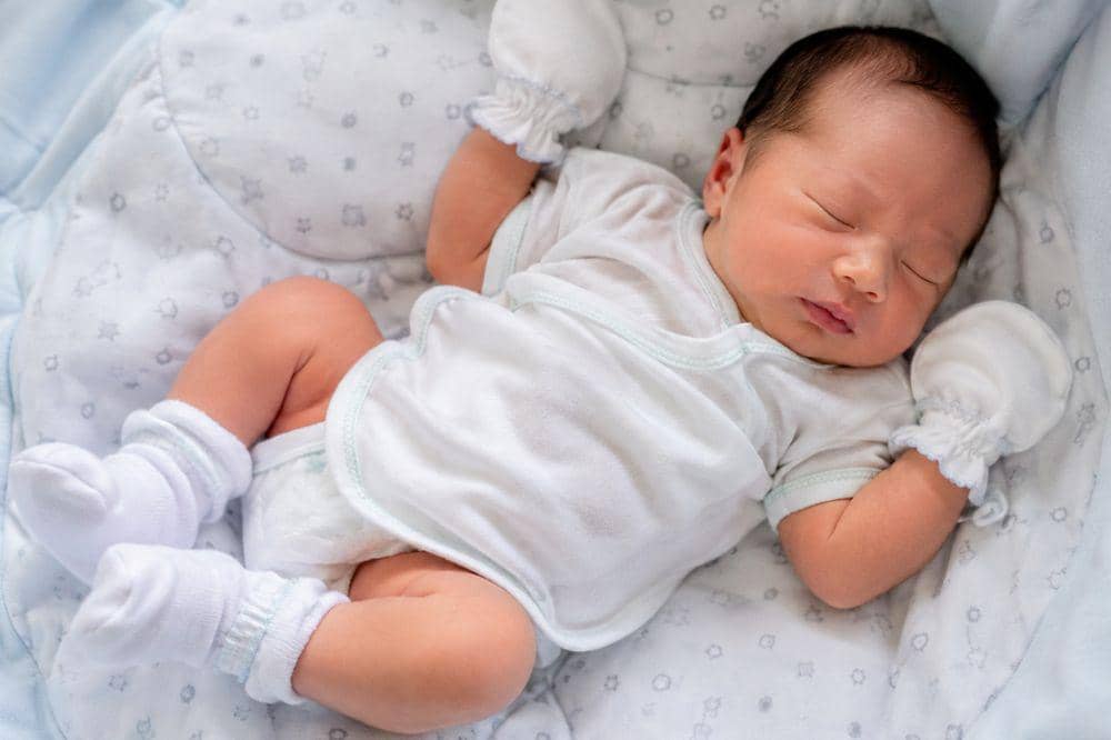 Ilustrasi bayi baru lahir