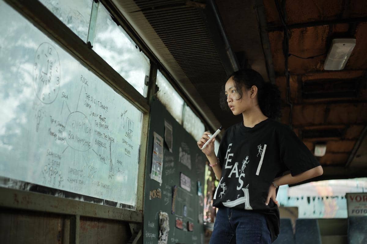 Review Film Operasi Pesta Copet, Sisi Lain Megahnya Festival Musik