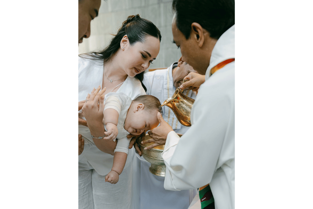 Foto Collin anak kedua Pamela Bowie dalam berbagai ekspresi