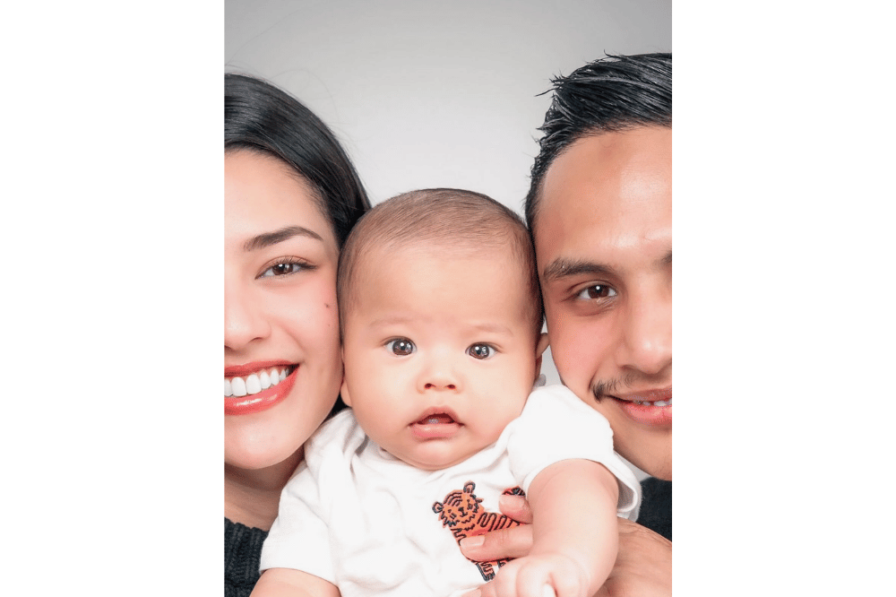 Foto wajah anak Susan Sameh dalam berbagai ekspresi