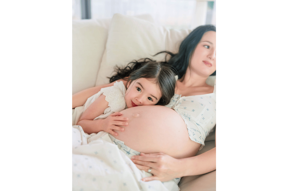 Foto Julie Estelle pamer baby bump kehamilan kedua