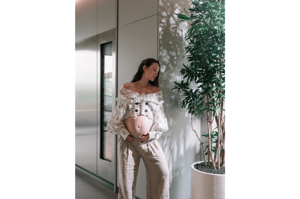 Foto Julie Estelle pamer baby bump kehamilan kedua