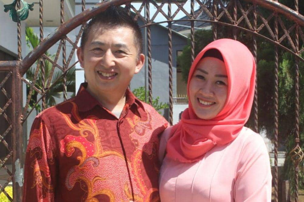 8 Fakta Kisah Cinta Fanny Kondoh, Penuh Rintangan dan Perjuangan
