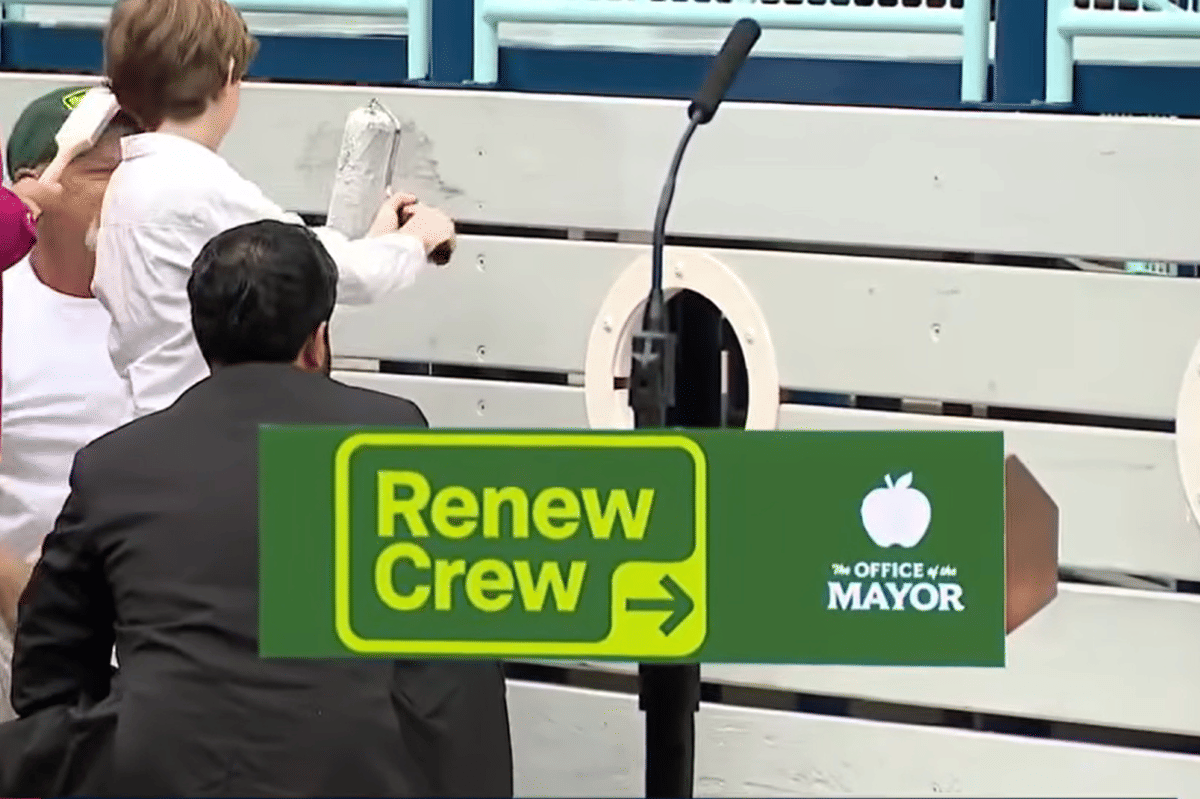 Karena aspirasi Maxime, akhirnya Walikota merilis Renew Crew