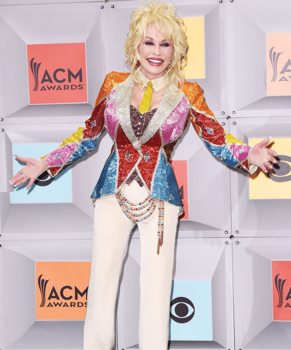 Potret fashion Dolly Parton (5)