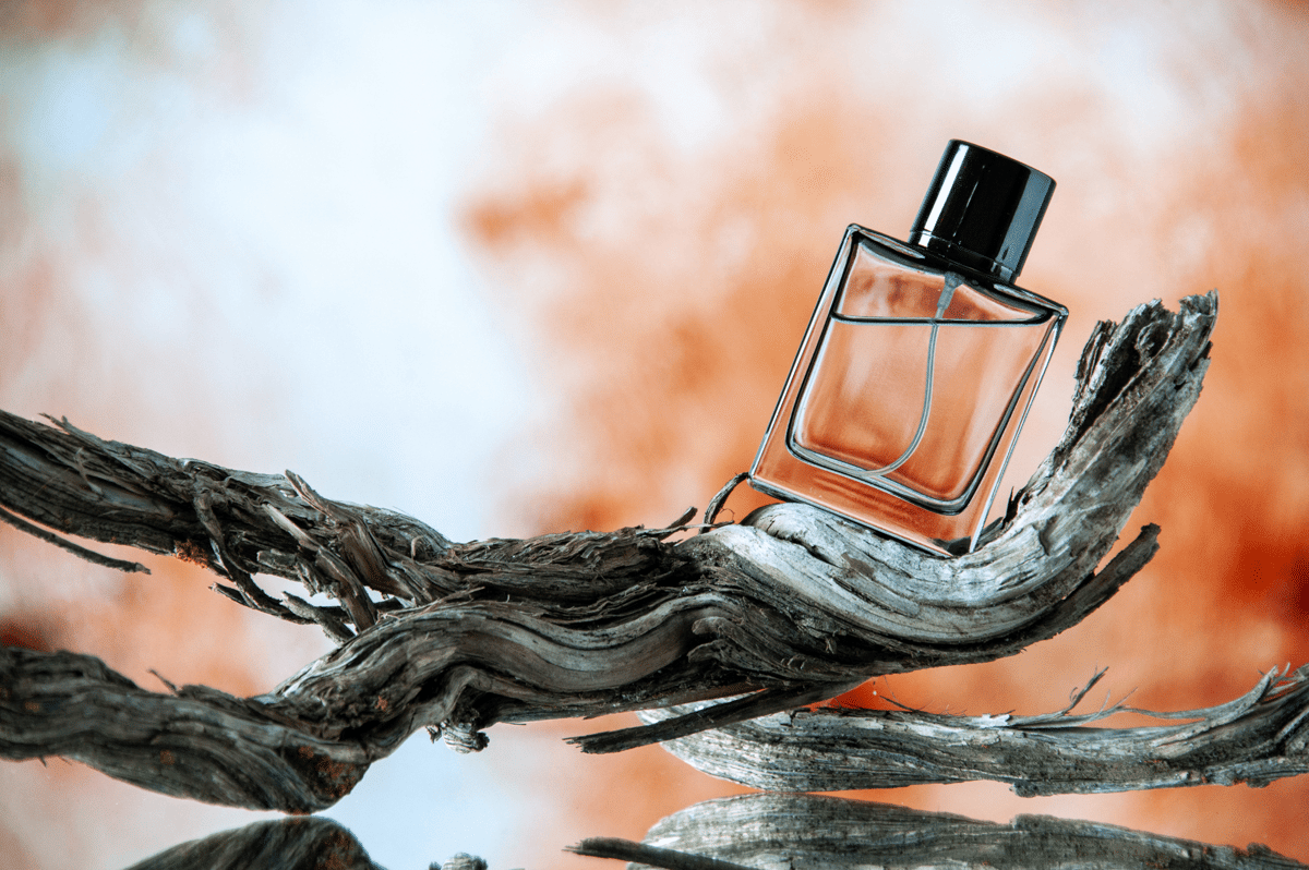 Penyebab warna parfum bisa berubah (3)