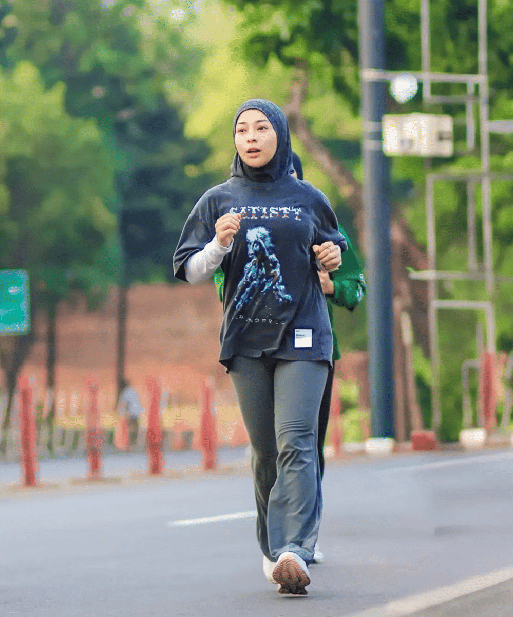 Inspirasi outfit olahraga ala Nikita Willy (2)