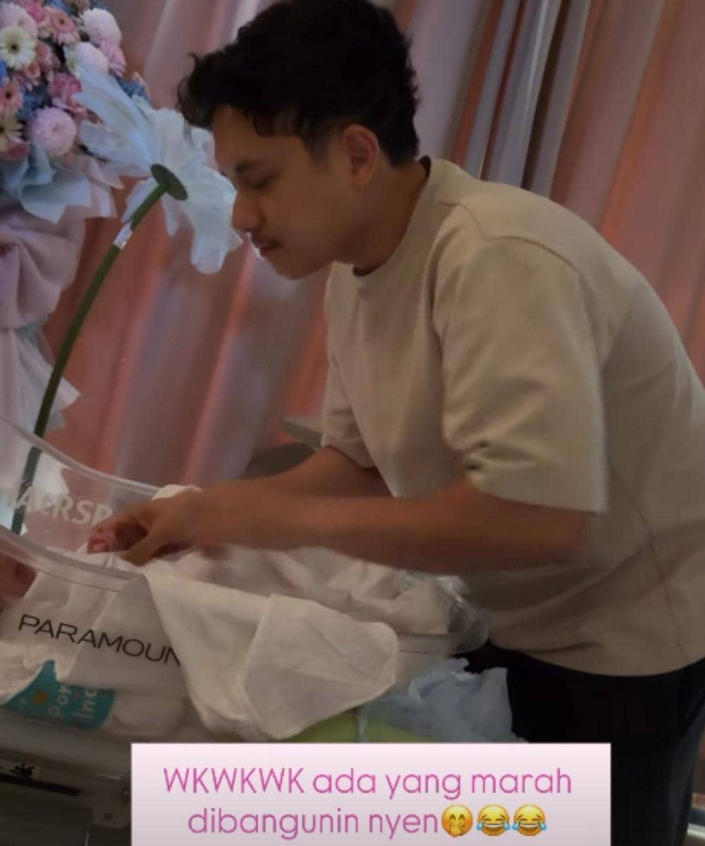 Nanda Arsyinta Melahirkan Bayi Kembar di Tanggal Cantik