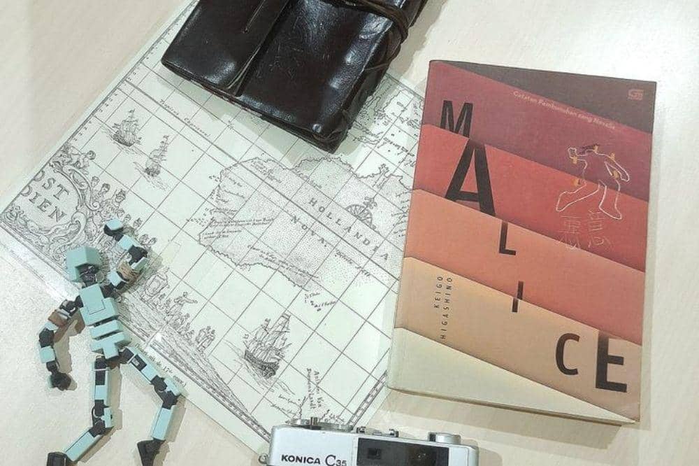 Seri Detektif Kaga novel Keigo Higashino