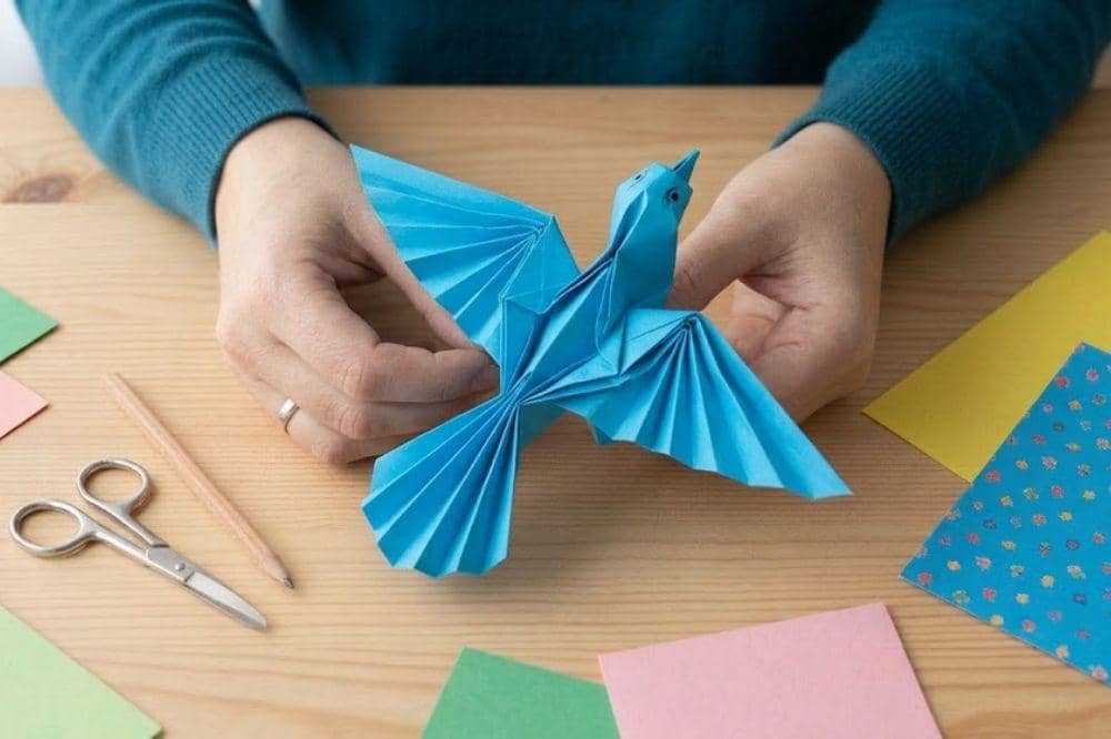 Cara Membuat Burung dari Kertas Origami 4