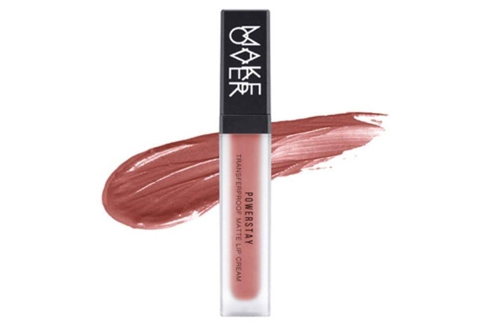 7 Rekomendasi Lipstik Warna Warm Pink untuk Tampil Natural Seharian