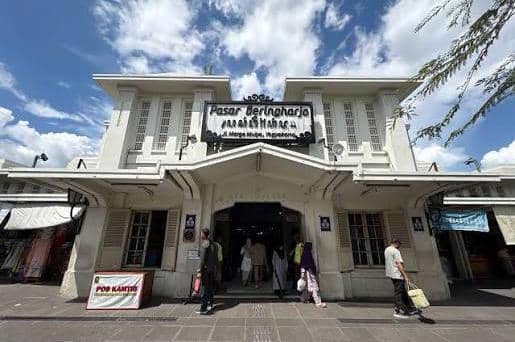 10 Pasar Tradisional Tertua di Indonesia dan Sejarahnya