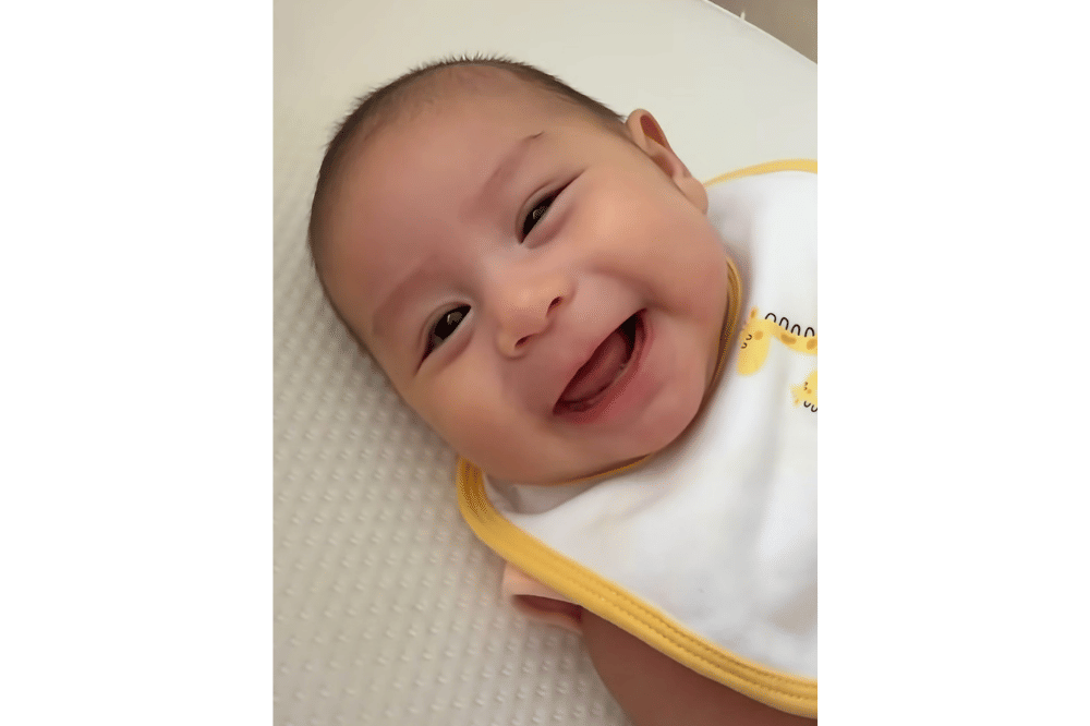 Foto Sharleen anak Shabrina Adfi dalam berbagai ekspresi